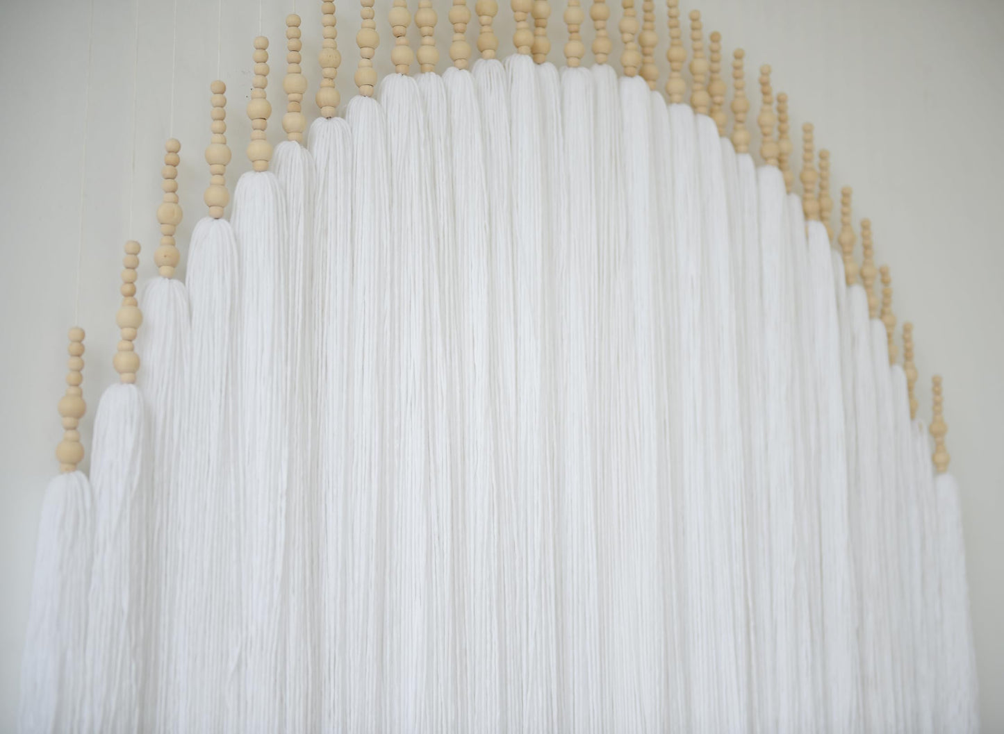 IOWER Macrame Wall Hanging Brown Yarn Beaded Backdrop Boho Wall Decor Round Tassel Home Wall Aesthetic Living Rooms Bedrooms Offices Geometric Art Chic Home Decor 39" W x 55" L