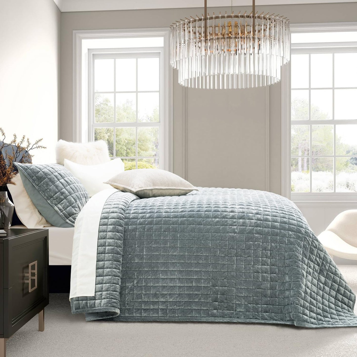 RECYCO Luxury Velvet Quilt Set King Size, Lightweight Velvet Comforter Set, Oversized Bedspread Coverlet Quilted Bedding Set, with 2 Matching Pillow Shams, for All Season, Navy Blue