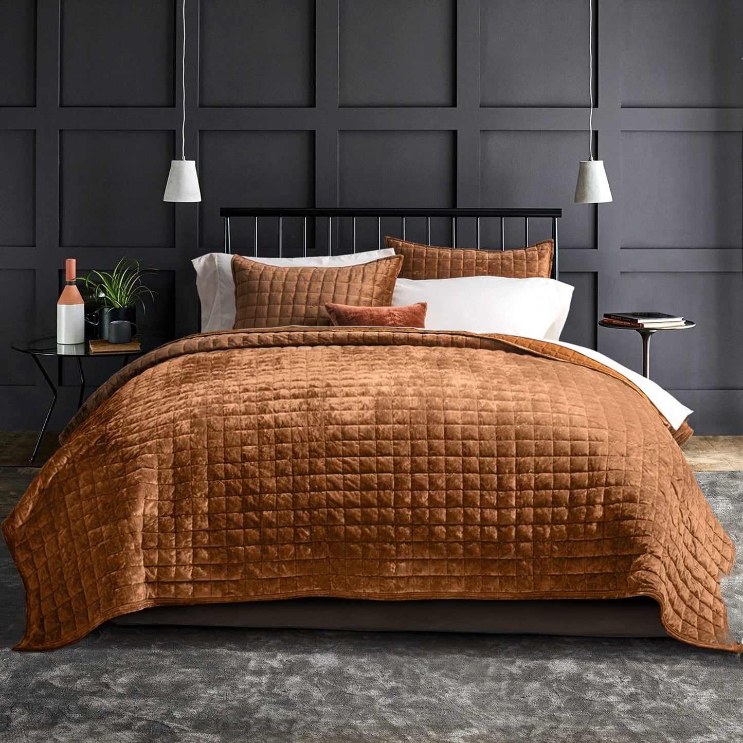 RECYCO Luxury Velvet Quilt Set King Size, Lightweight Velvet Comforter Set, Oversized Bedspread Coverlet Quilted Bedding Set, with 2 Matching Pillow Shams, for All Season, Navy Blue