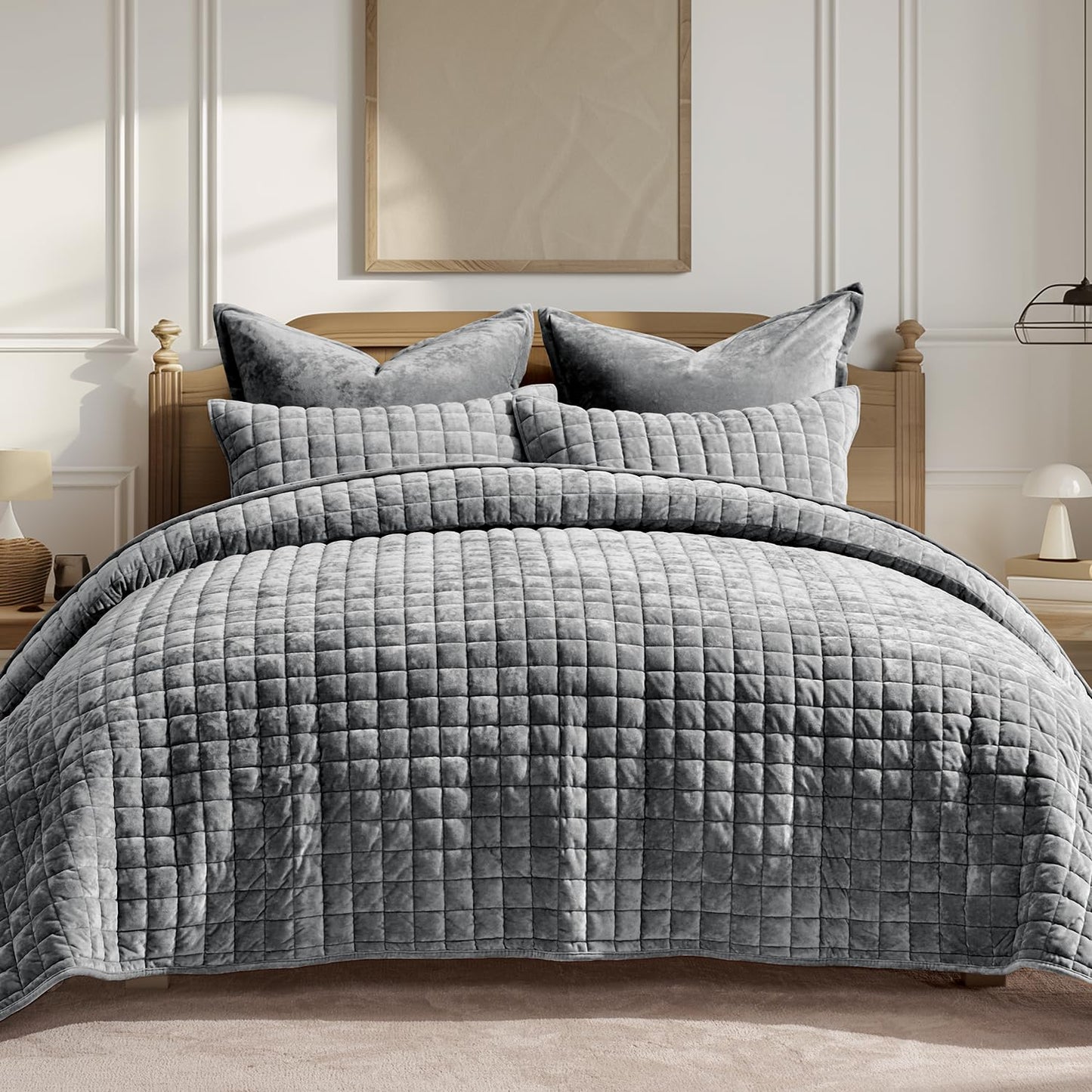 RECYCO Luxury Velvet Quilt Set King Size, Lightweight Velvet Comforter Set, Oversized Bedspread Coverlet Quilted Bedding Set, with 2 Matching Pillow Shams, for All Season, Navy Blue