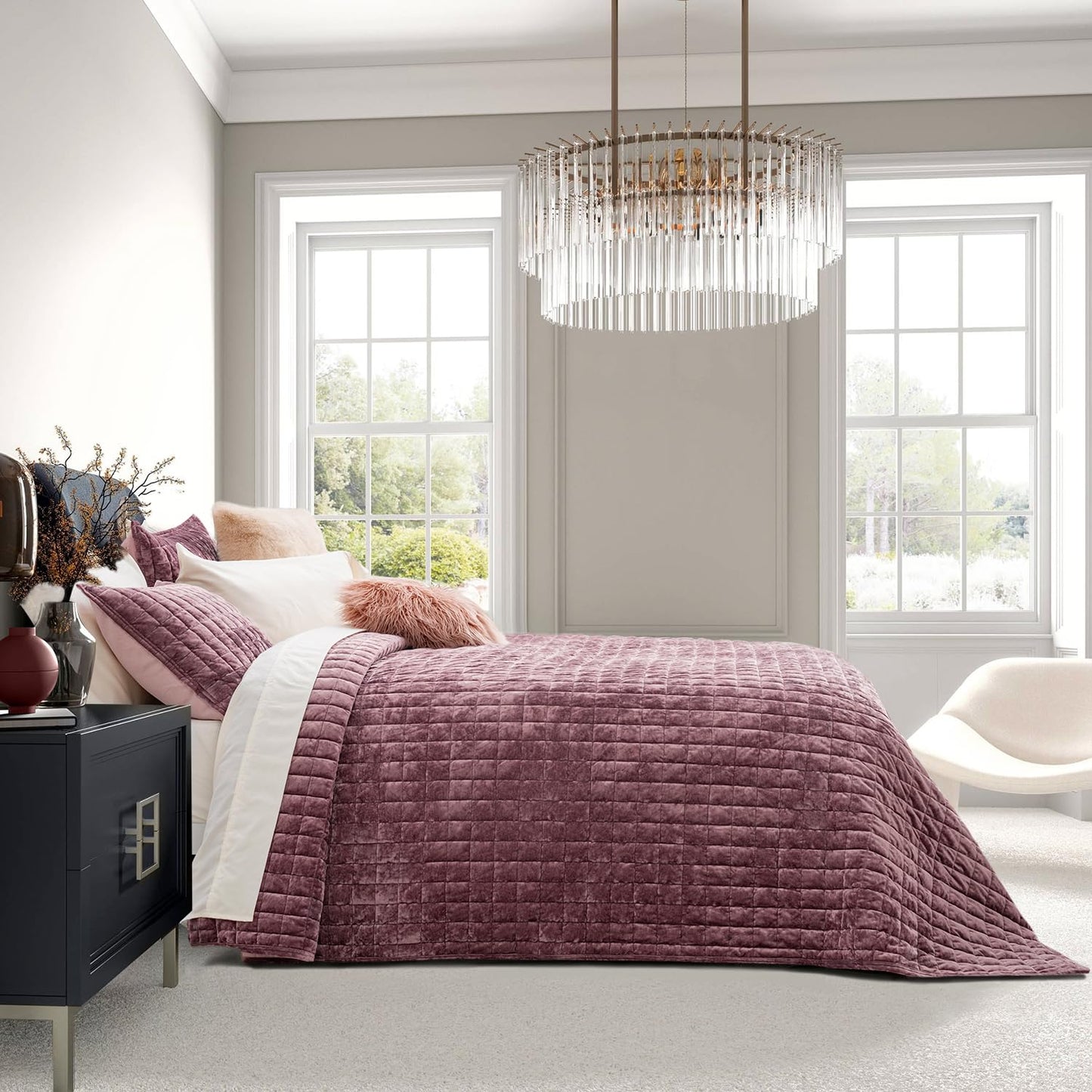RECYCO Luxury Velvet Quilt Set King Size, Lightweight Velvet Comforter Set, Oversized Bedspread Coverlet Quilted Bedding Set, with 2 Matching Pillow Shams, for All Season, Navy Blue