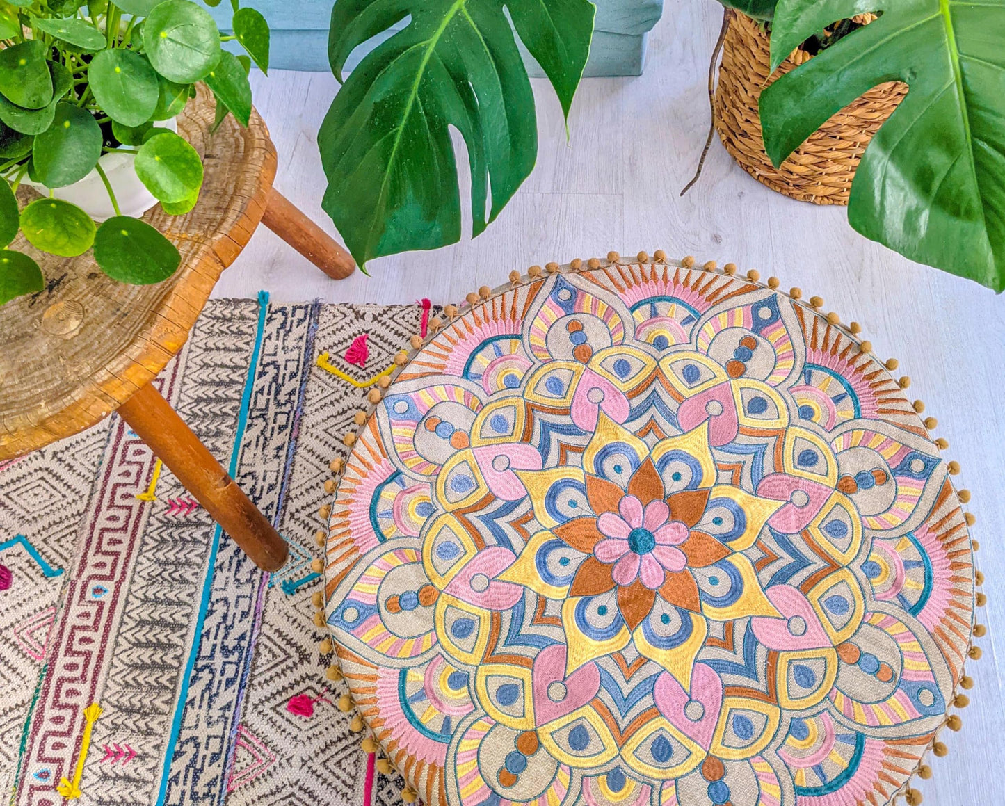 Large Round Floor Pillow Cover Blue Indian Décorative Accent Meditation Cushion Perfect for Living Room, Bedroom, Nursary or Children Room Seating Area Stool Footstool Pouf Ottoman 24x8 Unstuffed