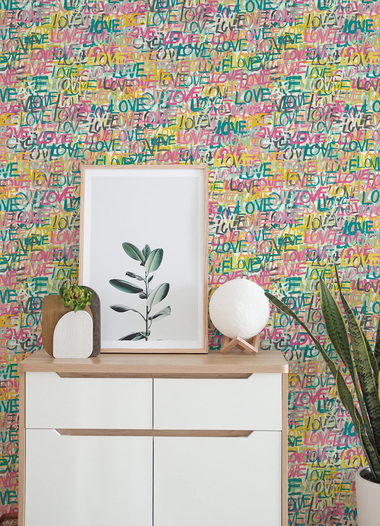 Indio Multicolor Love Scribble Wallpaper