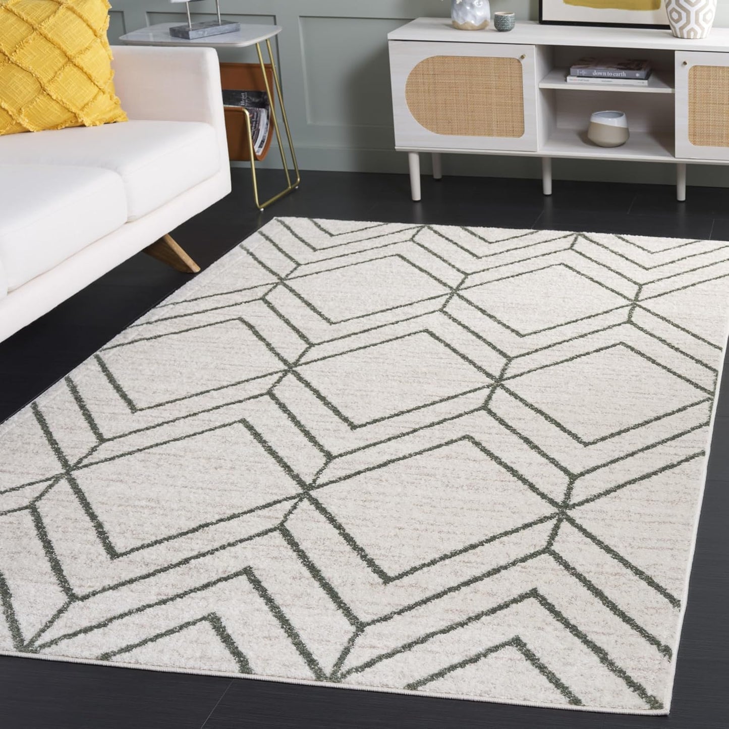 SAFAVIEH Adirondack Collection 6' Round Black/Ivory ADR241Z Modern Geometric Non-Shedding Dining Room Entryway Foyer Living Room Bedroom Area Rug