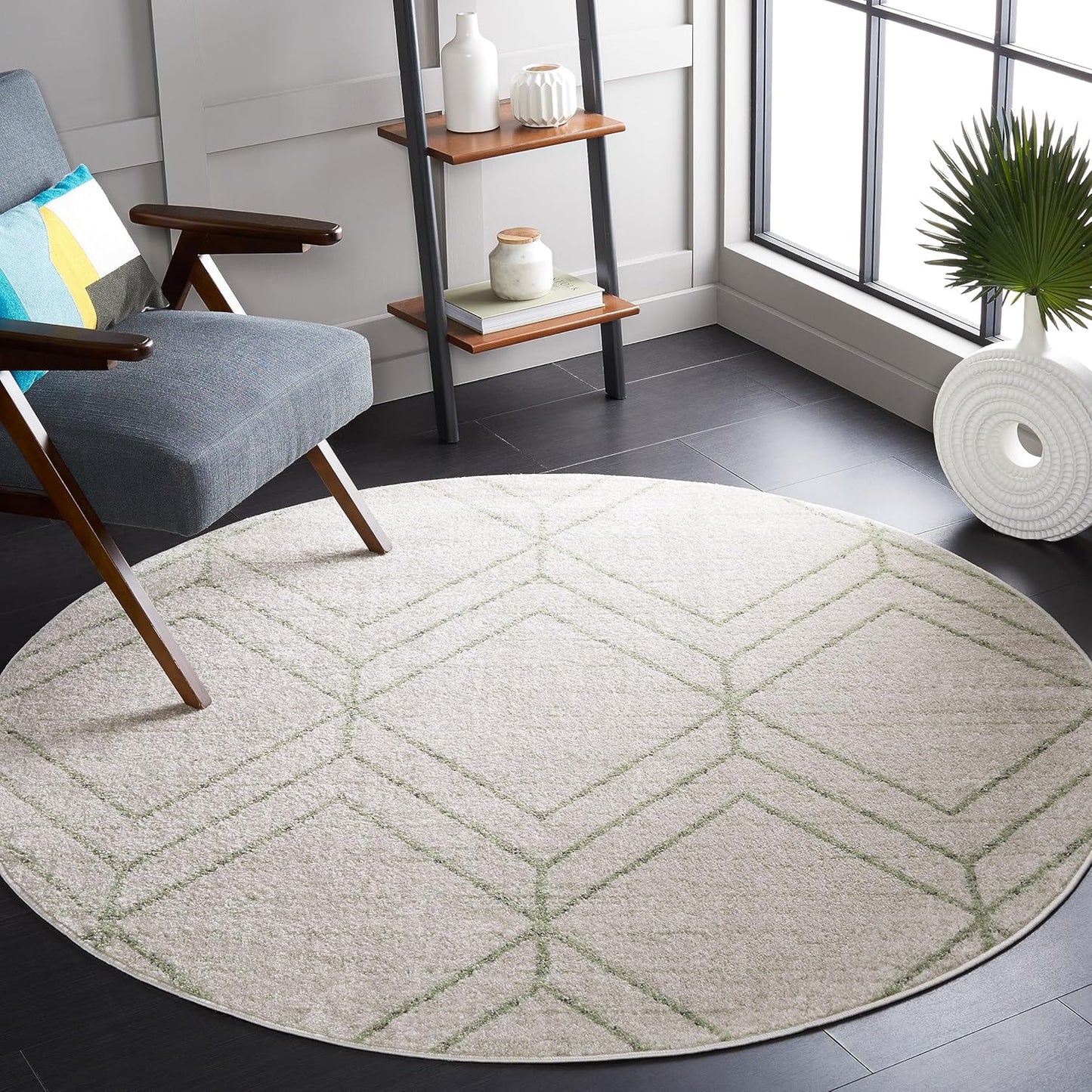 SAFAVIEH Adirondack Collection 6' Round Black/Ivory ADR241Z Modern Geometric Non-Shedding Dining Room Entryway Foyer Living Room Bedroom Area Rug