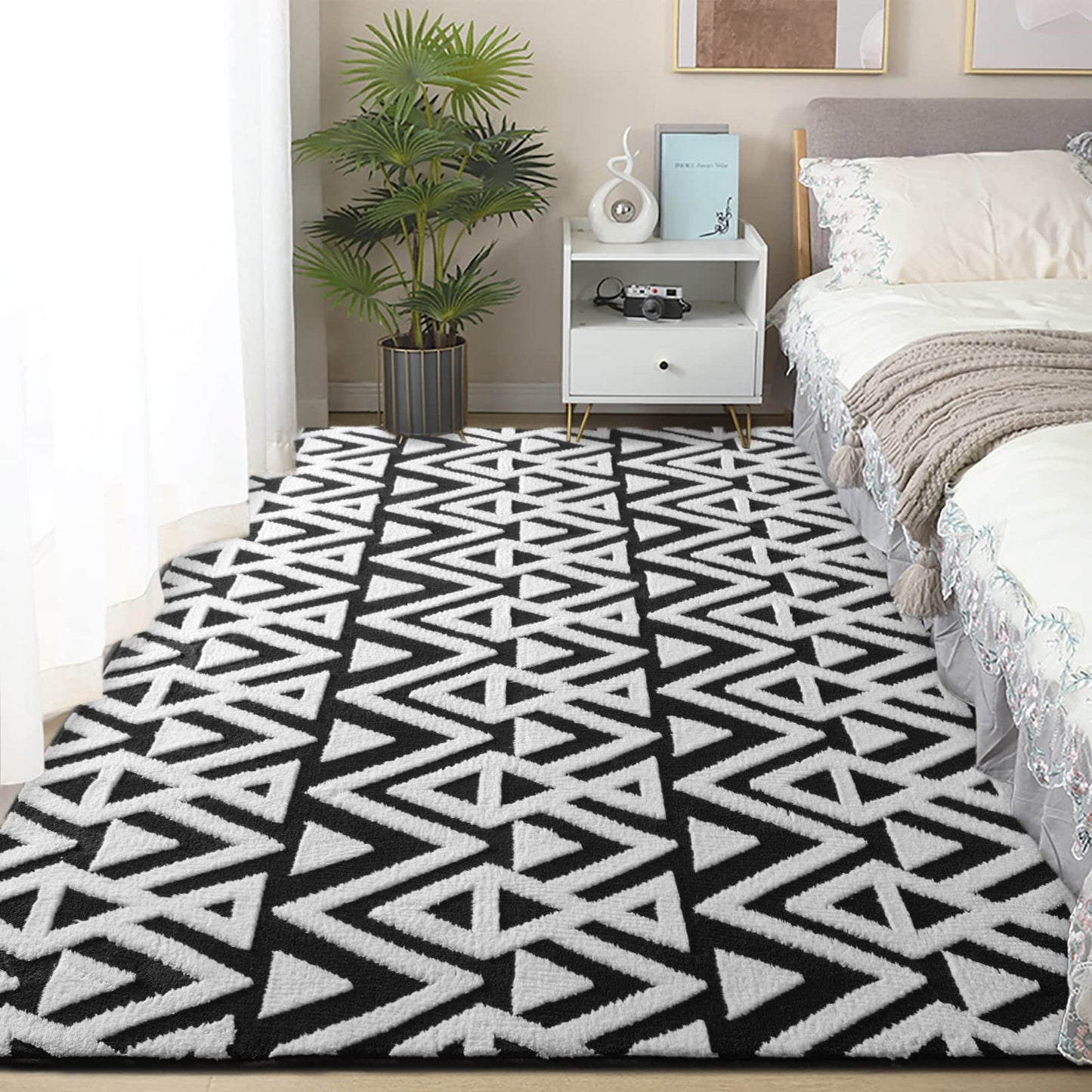 Ompaa Ultra Soft Geometric Bedroom Rugs Memory Foam Carpet, Black 7 x 10 Feet Large, Cozy Area Rugs for Living Room Couch Dorm Bedside Kids Girls Teens Room Nursery Decor Floor Mat