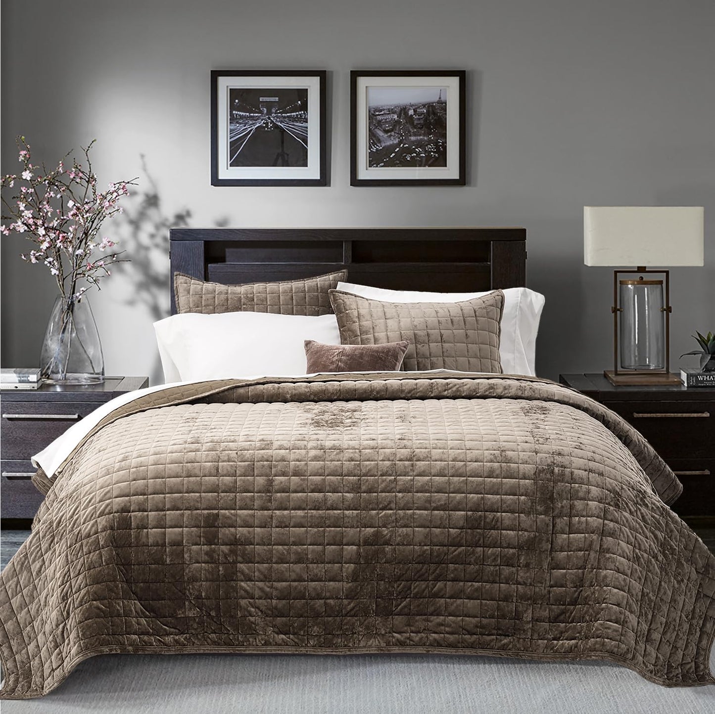 RECYCO Luxury Velvet Quilt Set King Size, Lightweight Velvet Comforter Set, Oversized Bedspread Coverlet Quilted Bedding Set, with 2 Matching Pillow Shams, for All Season, Navy Blue